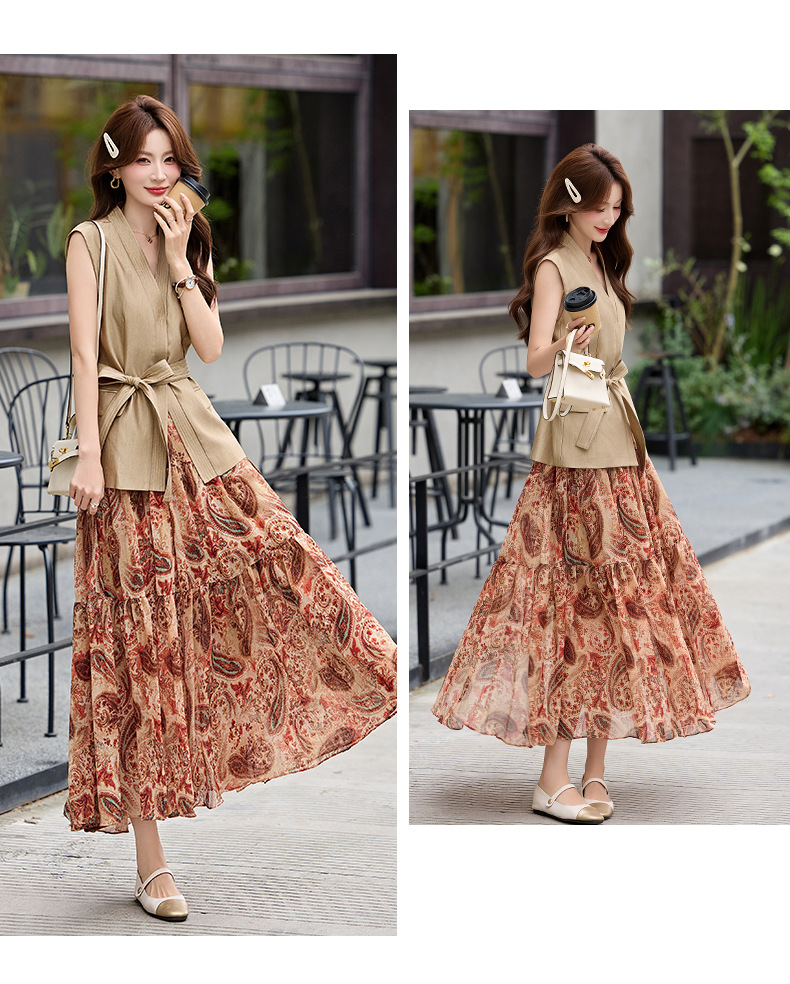 Bộ váy hai mảnh gồm áo vest không tay cổ V và chân váy midi họa tiết hoa, phong cách kỳ nghỉ — màu trắng, màu kaki, màu cà phê chi tiết 28
