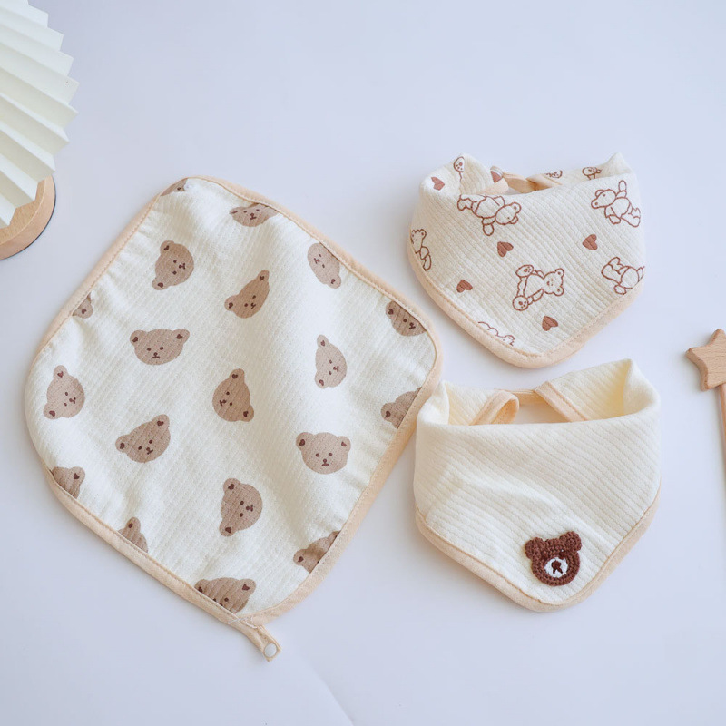 Only one hair towel/does not include large dots - large pattern