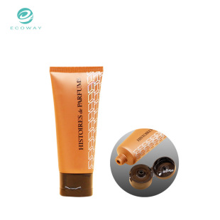 �Ƶ�һ����ϴ�lˮ��ԡ¶ܛ�� ӡ�ֲʹܷ��wܛ�܏S�����l�ɶ�logo