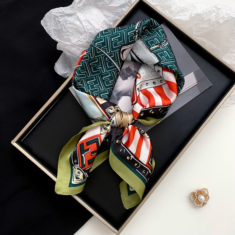 Bufanda de seda, bufanda cuadrada, sentido avanzado, nueva bufanda de seda de simulación, chal estampado, bufanda decorativa de todo fósforo, pañuelo en la cabeza, cinturón para el cabello, cabello atado