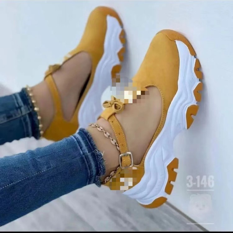 Zapatos de mujer de comercio exterior 2023 primavera nuevos europeos y americanos más tamaño suela gruesa suede hebilla arco zapatos deportivos casuales