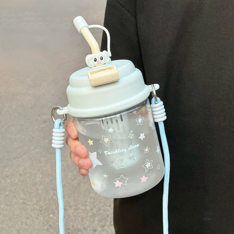 High quality handheld capacious straw with glass for elementary school students
