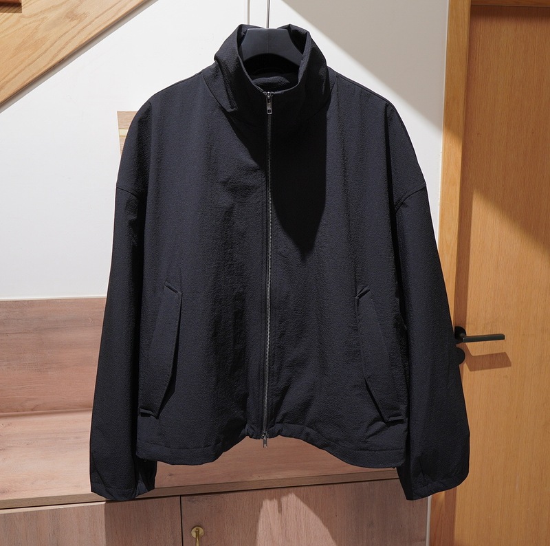 Original 7380/760 Jacket European and American Men's Clothing Wholesale Short Loose Fit Stand Collar Solid Color Tech Texture Jacket Original 7380/760 Jacket European and American Men's Clothing Wholesale Short Loose Fit Stand Collar Solid Color Tech Texture Jacket