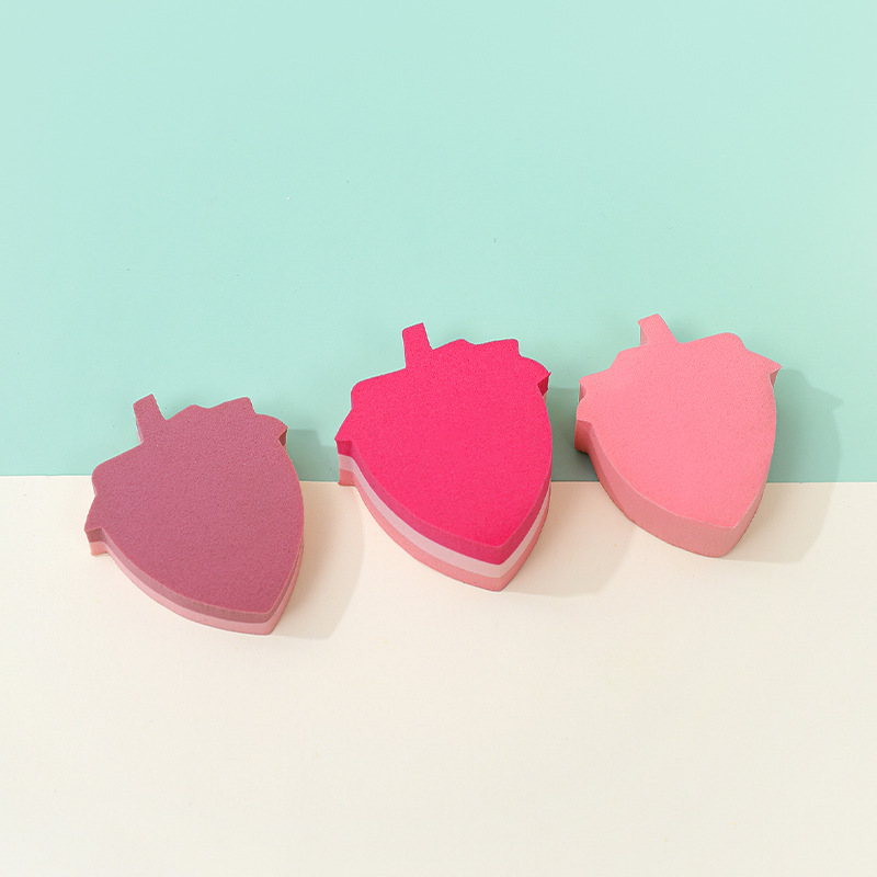 Puff de fresa personalizado de fábrica no come polvo, no látex, maquillaje plano, esponja, colchón de aire, húmedo y seco, venta al por mayor transfronteriza