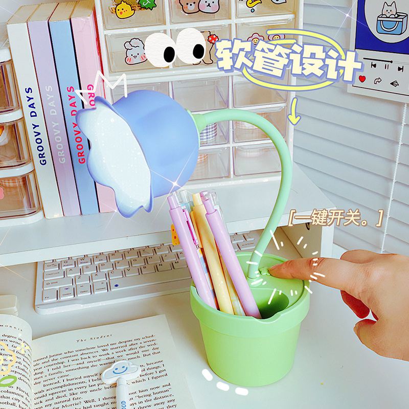 Creativo multifuncional titular de la pluma decoración pequeña lámpara de mesa dormitorio lámpara de noche luz de la noche jardín de infantes pequeño regalo logotipo personalizado