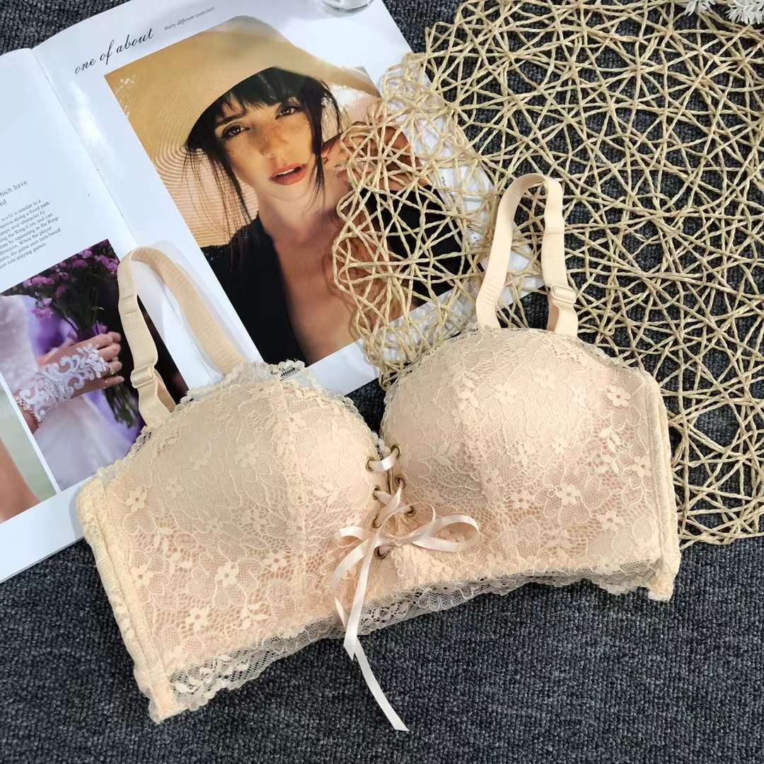 Nueva colección de pecho push-up ajustable de tres pechos cómoda sin costura inalámbrica superior delgada inferior ropa interior gruesa sujetador de las mujeres