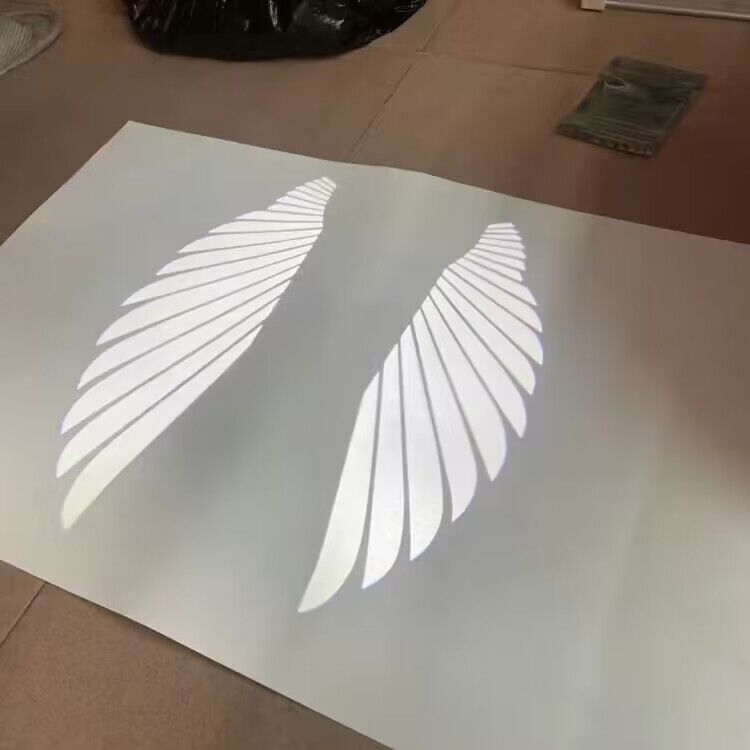 Motocicleta ángel ala luz de bienvenida led chasis lámpara de proyección decoración lámpara de manta ala luz láser