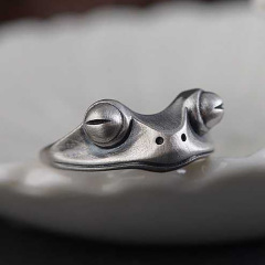 Cross-border new arrivals: Vintage European and American-style alloy frog ring with oversized eyes&mdash;perfect as a gift or accessory, wholesale from manufacturer for women