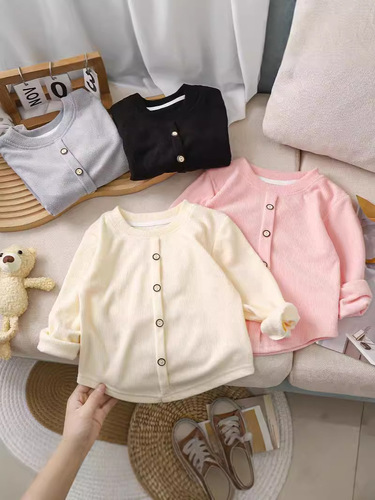 Girls 'sweet long-sleeved T-shirt, knitted undershirt, children's pit strip, elastic buttons, warm top, sweet children's wear