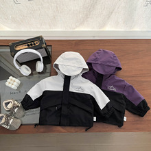 男童秋装外套2025新款婴儿春秋季连帽冲锋衣帅气宝宝拼色户外衣服