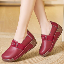 女鞋2023新款春秋季一脚蹬休闲防滑松糕厚底真皮坡跟一脚蹬妈妈鞋