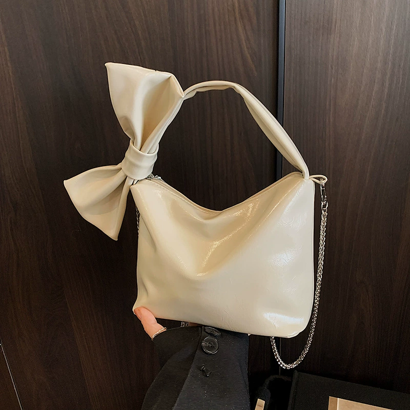 Стильная сумка через плечо с бантом и цепочкой, PU кожа, размер 21x16x10.5 см — бренд