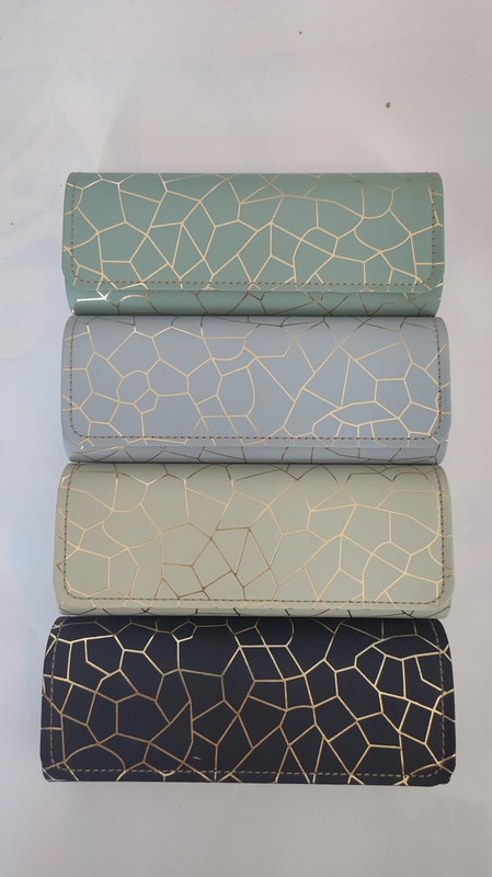 Flat bronzing glasses case fashionable elegant soft cover large capacity glasses case exquisite car line magnetic strong glasses case