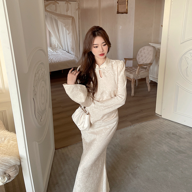 Stand Collar fishtail new Chinese cheongsam dress women's autumn and winter new super beautiful temperament dress
