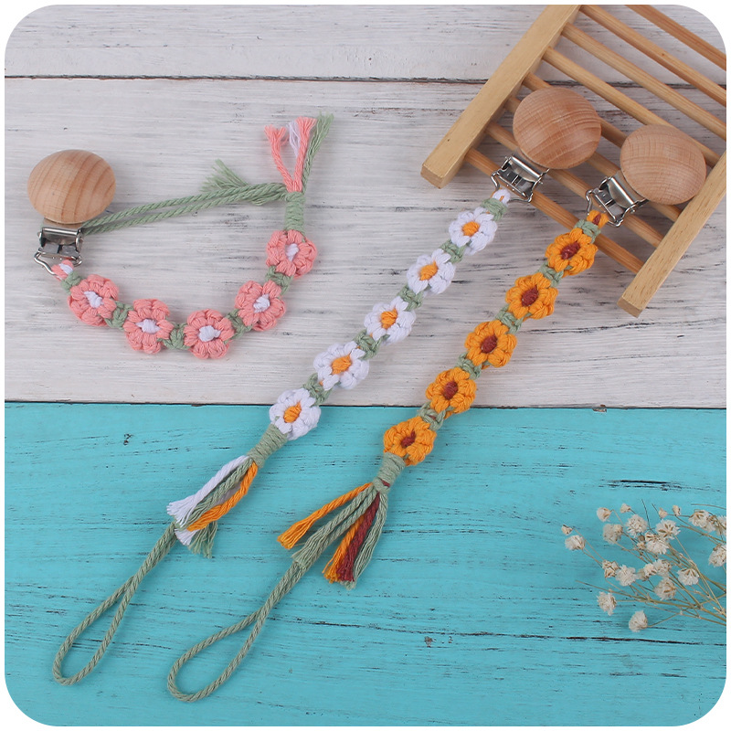 Suministros para bebés clip de chupete de haya creativo DIY hecho a mano cinco flores cuerda de algodón fino tejido pezón cadena anti-caída