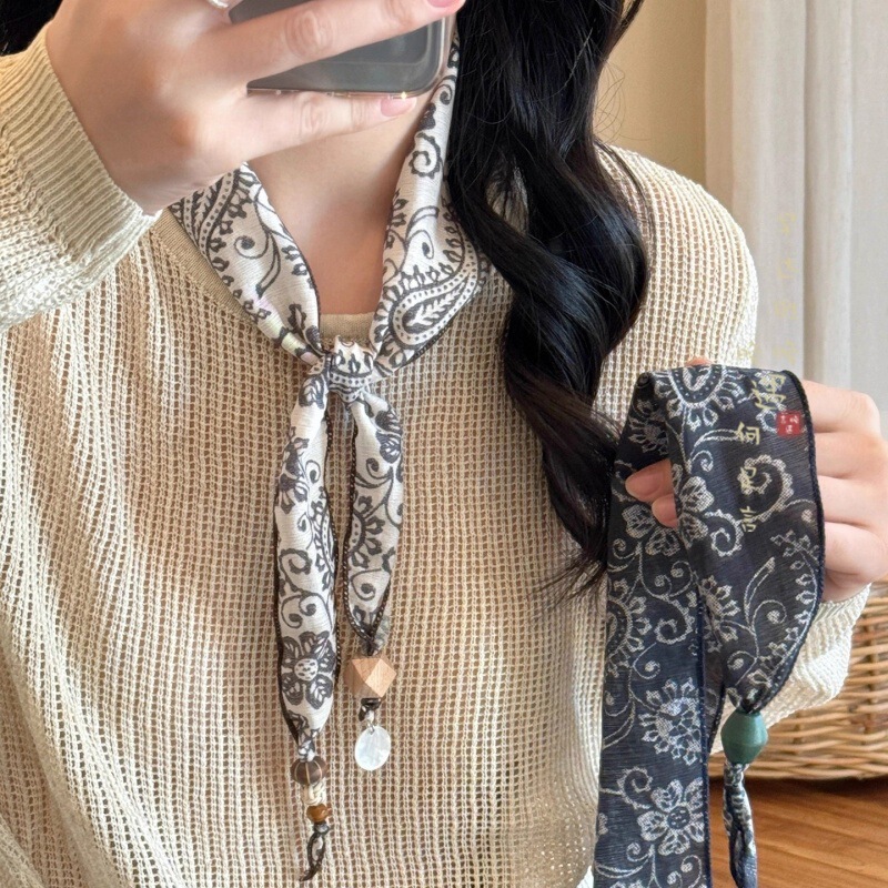 2025 New Cashew Flower Silk Scarf Necklace Women's Neck High-End Scarf Neck Protection Decorative Accessories Super Nice Neck Accessories