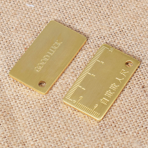 Creative brass ruler, self-deceptive ruler, funny gag gift, quirky toy keychain—perfect as a golden gift for your boyfriend!