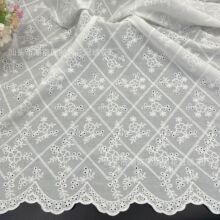 批发全棉布镂空蕾丝绣花面料 9088棉布打孔刺绣服装纯棉花边面料