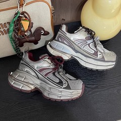 カラーブロックカジュアルダッドシューズ女性用 2025 春モデル本革メッシュ通気性と快適な厚底スポーツランニングシューズ