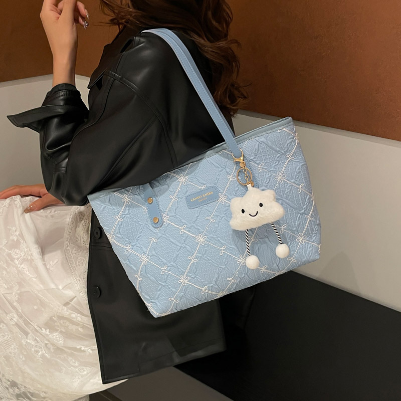 Tendencia transfronteriza coreana bolso de mano bolso de mujer 2025, nuevo otoño bolso de hombro de aire extranjero a rejilla bolso de brazo de viaje
