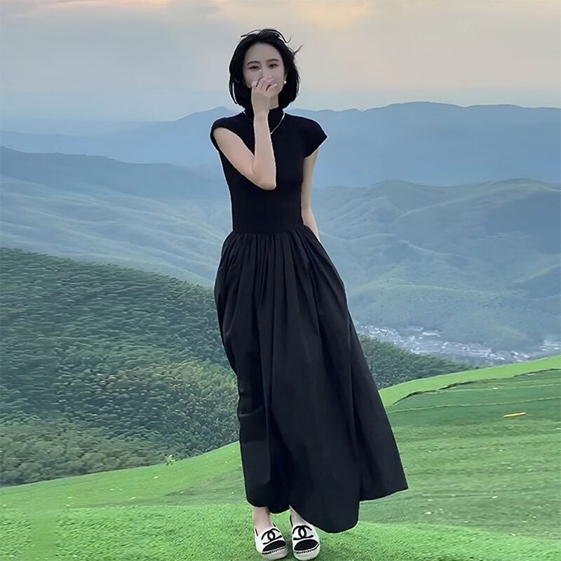 French Hepburn Style Elegant Small Man Slimming Elegant Black Dress High-end Summer T-shirt Long Dress for Women