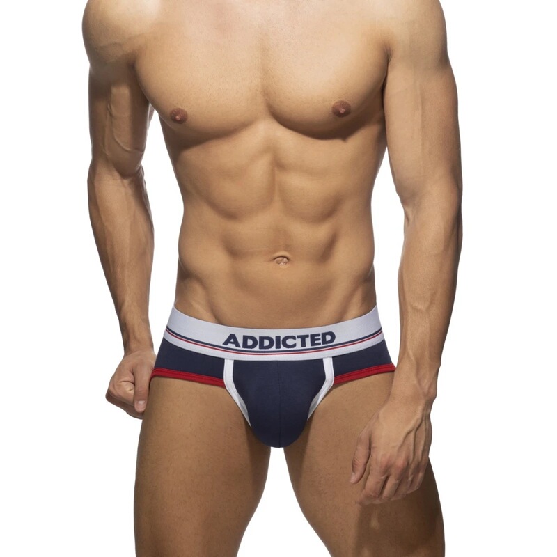 New color matching triangle men's briefs stretch combed cotton pull frame