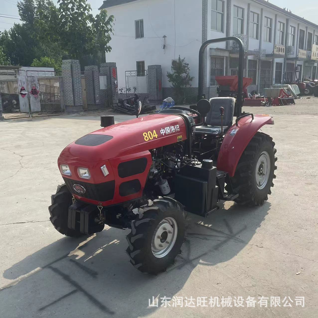 农用雷沃M704-2EF2大棚王拖拉机 8+8档位旋耕犁地开沟起垄机