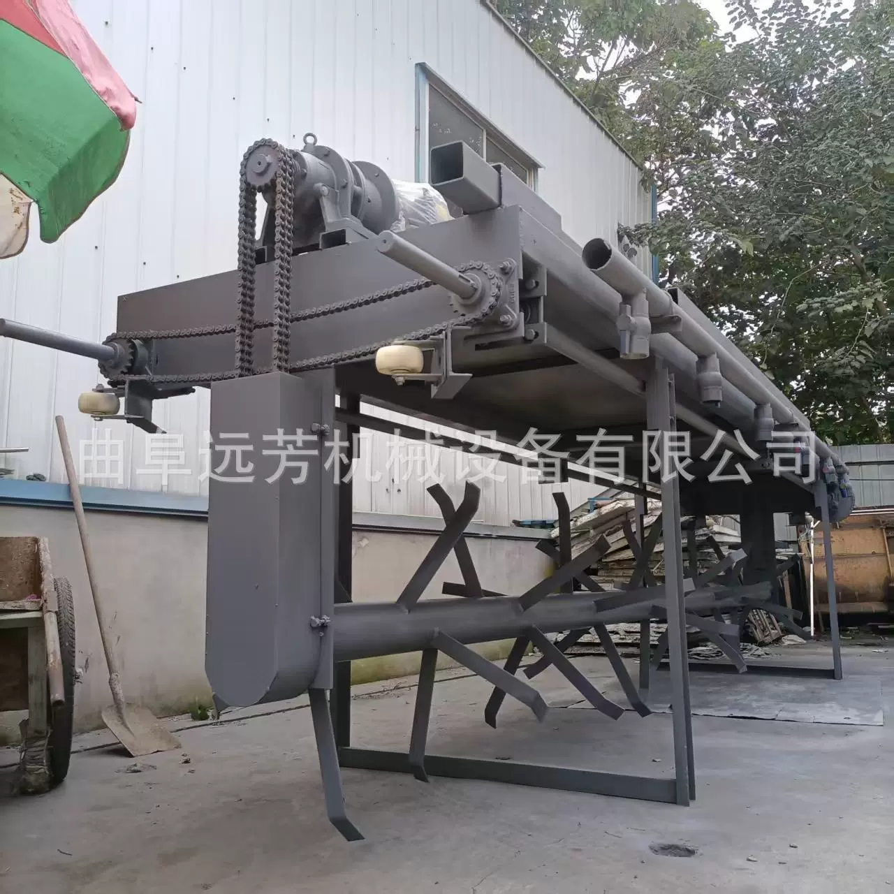 有机肥发酵翻堆机 禽畜牛鸡粪便槽式发酵设备 有机肥发酵翻抛机