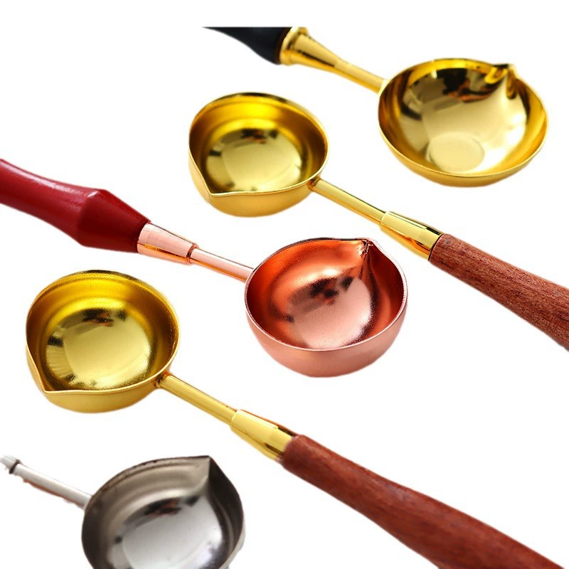 Spoon, seal, set