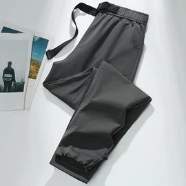 冲锋衣、裤;速干t恤;运动套装