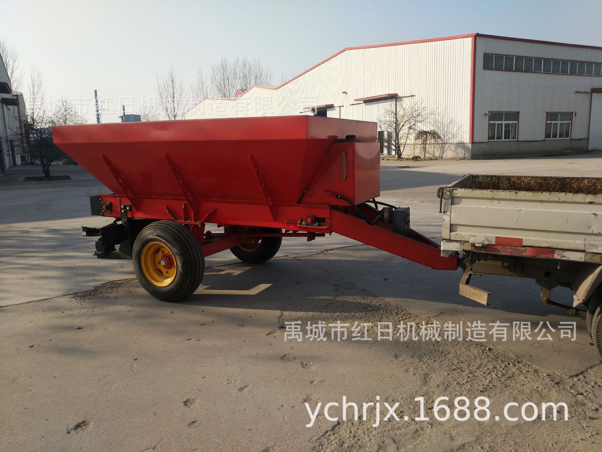 鲜粪撒粪车现货 小立方撒粪车撒干粪 鸡粪撒肥机