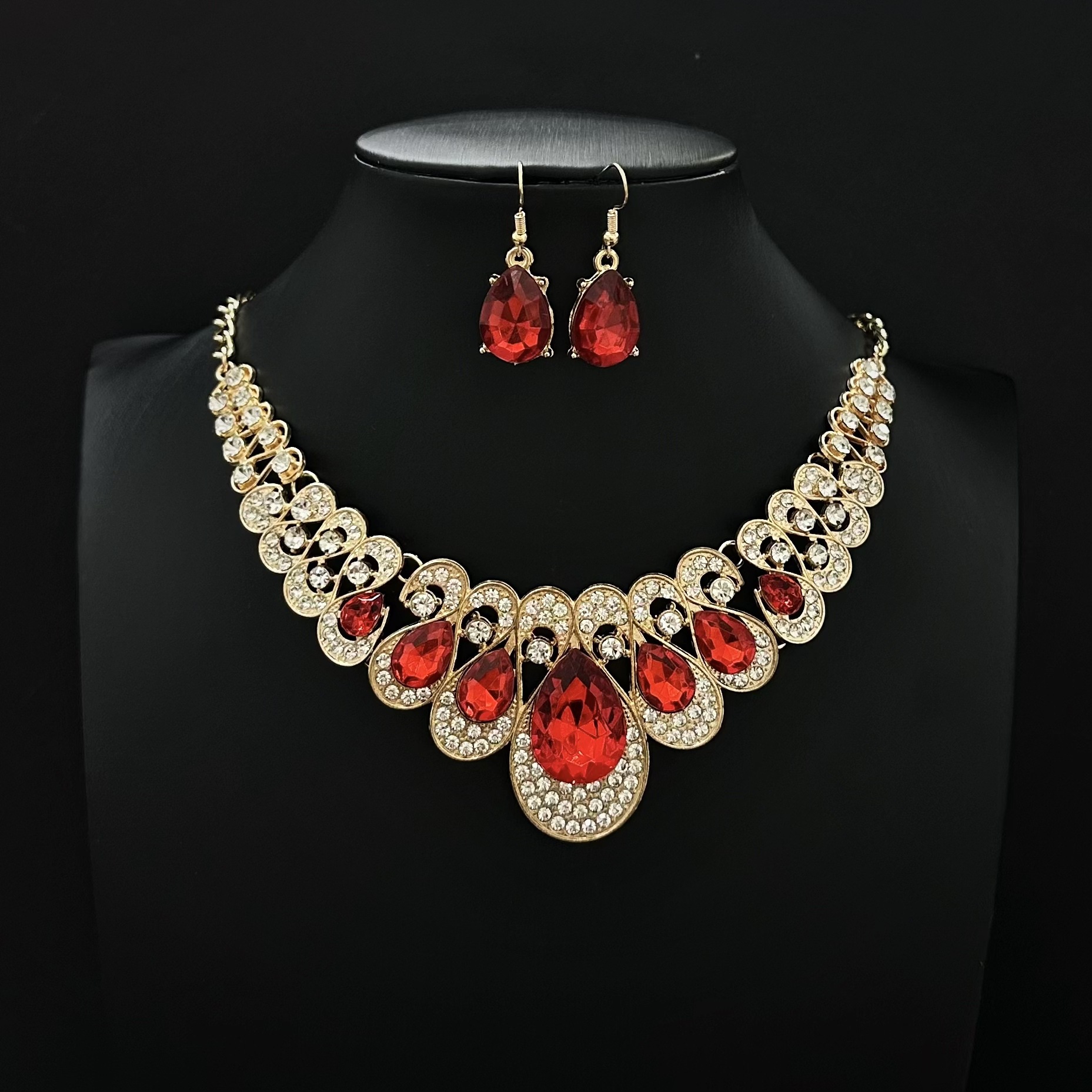 Joyería transfronteriza explosión Amazon venta caliente gran collar de gemas conjunto de pendientes de orejas Europa y América temperamento exagerado de moda diamantes flash image 7