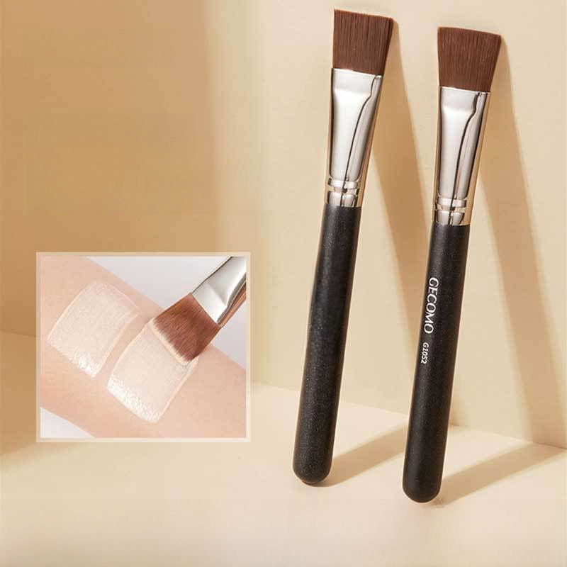 Gecomo Foundation Brush 191 Flat Head Foundation Brush Does Not Eat Powder Makeup Brush Light Base Makeup Brush Facial Mask Brush for Women