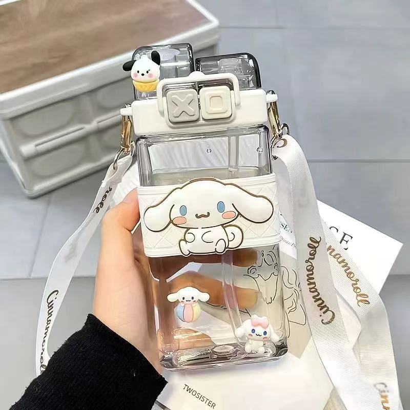 Punk Sanrio doble bebida taza Pacha perro coolomi nueva línea roja creativa cubierta elástica doble taza de plástico abierta con estudiante