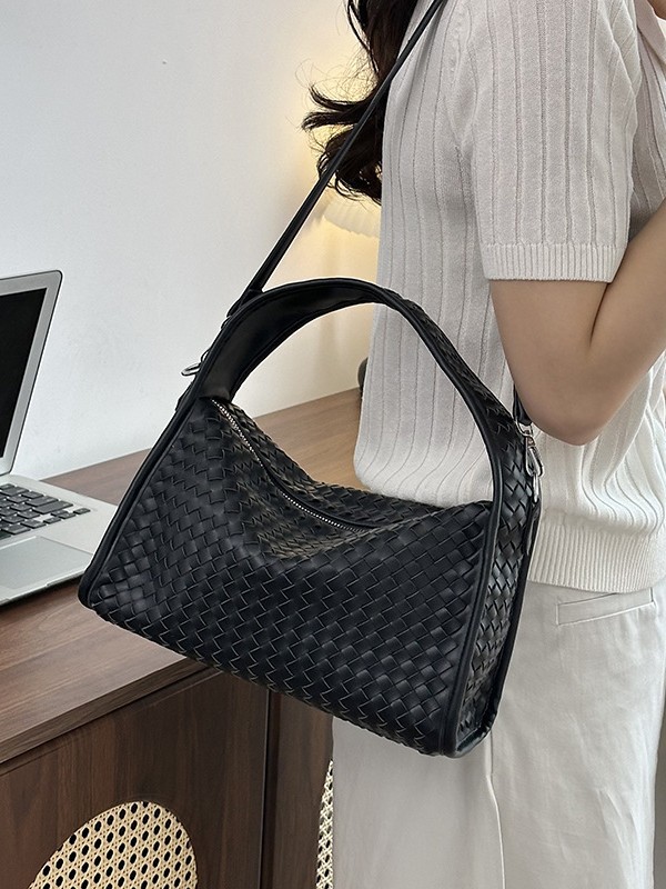Bolsa de almohada de mano popular trenzada en línea para mujeres 2026 ventas en caliente nueva bolsa de hombro ligera de lujo casual