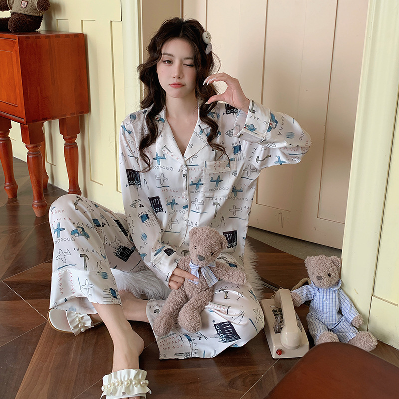 Source factory goods 2025 spring new ice silk pajamas women shake voice fashion cartoon online red fashion home clothing suit