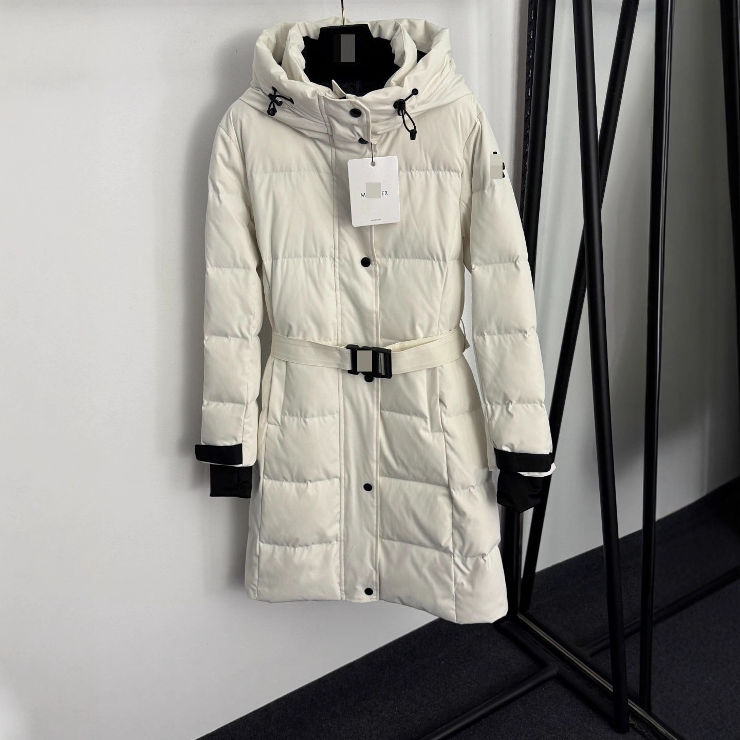 Nanyou 90% White Duck down Filled Long-Sleeved Hooded Slim Ski Jacket down Jacket with Safety Buckle Belt for Women