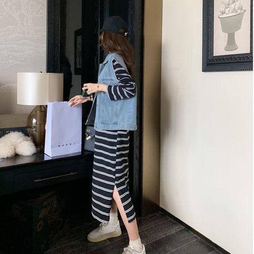 2025 Autumn New Style Lazy Style Denim Vest Dress Set for Women with Long Sleeve Hoodie Dress in Black and White Stripes 