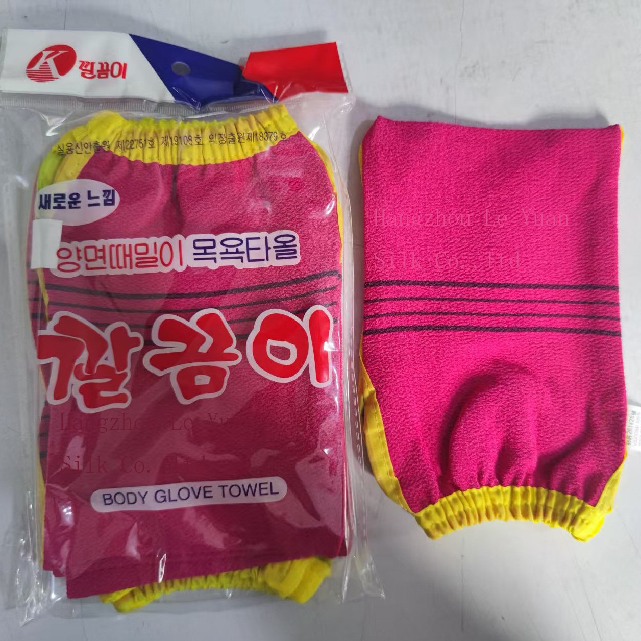 double-layer gloves for bathing