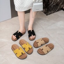 �ļ��¿���Ƥ���һ��H��ЬŮ2026�͹Űٴ����mһ�_��ɳ������Ь