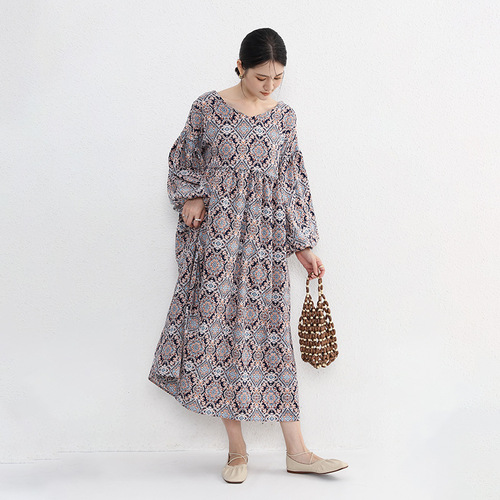 Japanese-style long-sleeved women's spring and autumn loose-fitting slimming plus-size home dress casual round neck outerwear long dress