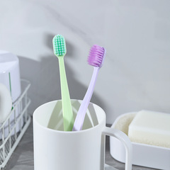 新款糖果色成人寬頭軟毛牙刷3支家庭裝情侶家用高級牙刷廠家批發