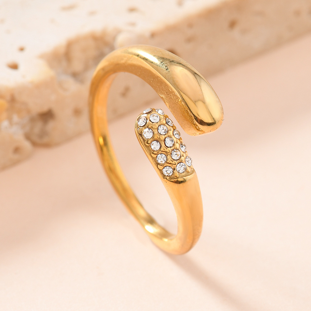 Europa y los Estados Unidos transfronterizos de acero inoxidable abierto anillo de lujo ligero viento frío fundido anillo de diamantes micro fabricantes de anillos de pareja image 4