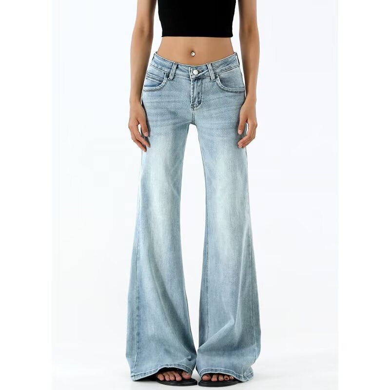 Low-waist, slightly flared jeans for women, autumn/summer 2026 new collection, light blue, non-tight-fitting, straight-leg flared pants