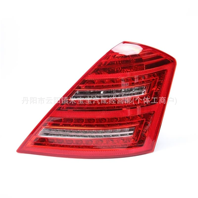 Tail light Mercedes-Benz S-Class W221