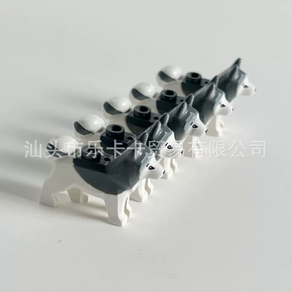 Совместим с определенным высококачественным набором строительных блоков Husky MOC 6076467, детский конструктор, модель собаки-пёсика из мелких деталей, сцена с маленькими фигурками животных.