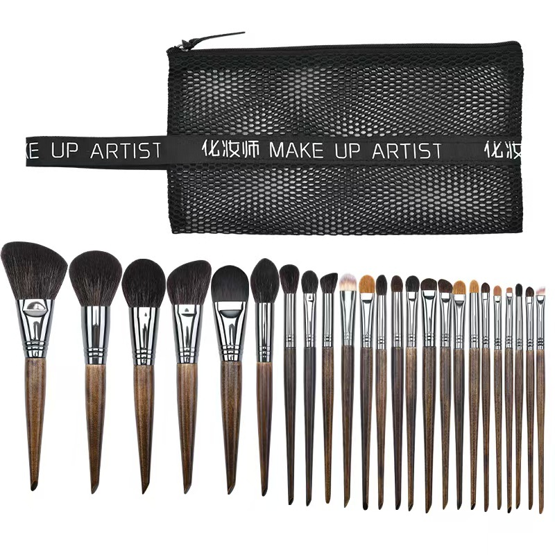 Juego de pinceles de maquillaje de piel de animal transfronterizo 14 herramientas de belleza suave para principiantes juego completo de pinceles de maquillaje al por mayor