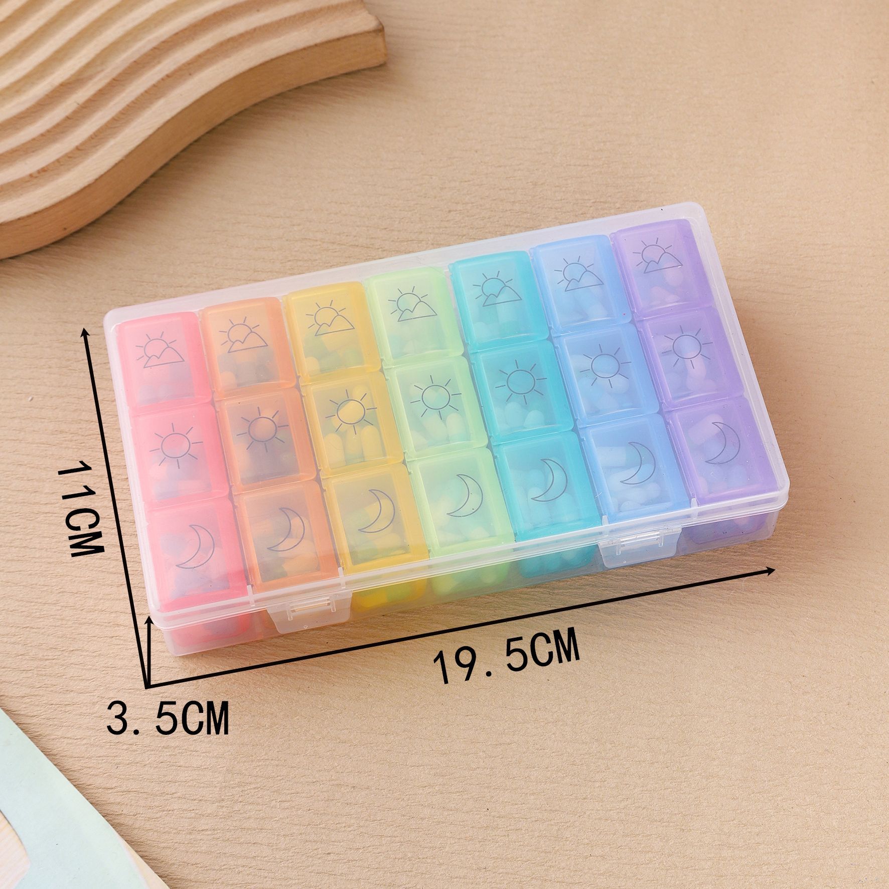 Seven days a week pill box 21 grid 28 grid PP plastic medicine small parts compartment detachable travel portable pill box