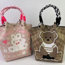 新款ins韩版风水桶包时尚可爱白塔高级感手拎包大容量磁吸纽扣包