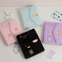Hisocute刺繍ぬいぐるみ六穴マグネットアルバム少女A5四宮格カード冊学生三寸収納帳